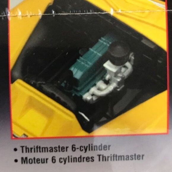 Vintage Coca-Cola 1950 Chevrolet Pickup 1/25 Model Kit w/Pop Machines & Cart - Picture 7 of 13